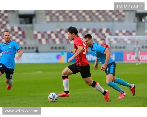 上港亚冠对阵悉尼全力争胜球迷期待精彩对决与激情时刻